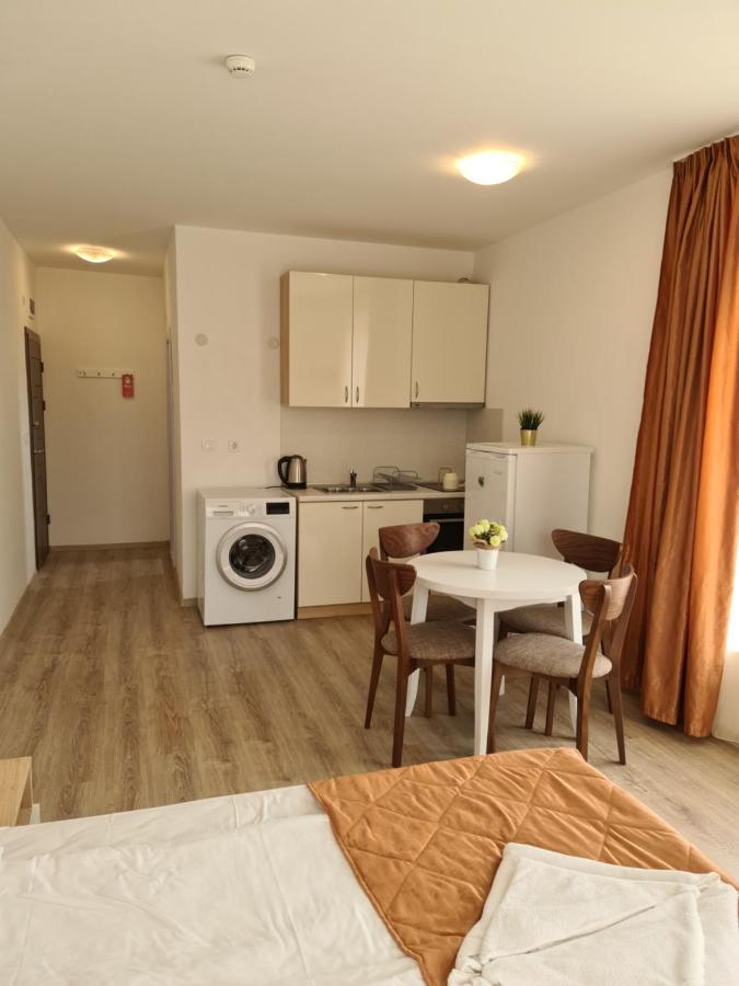 Mida Apartment Obzor Eksteriør billede