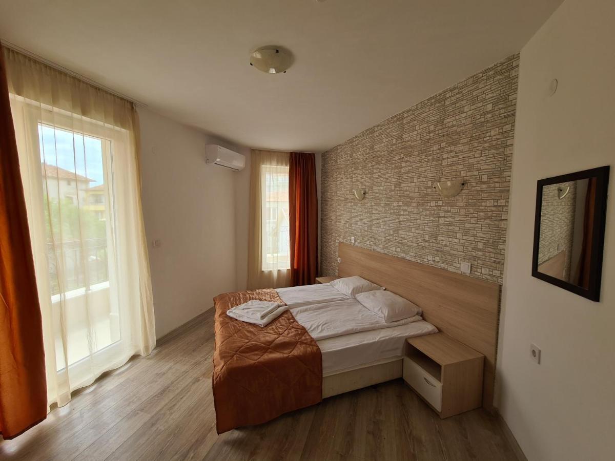 Mida Apartment Obzor Eksteriør billede
