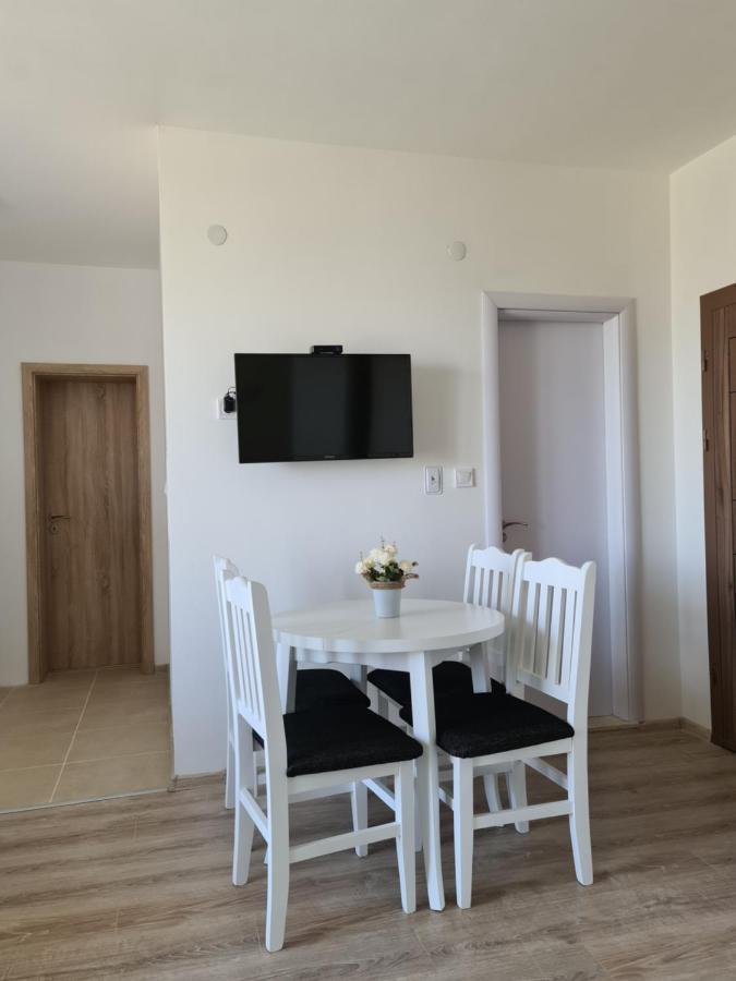 Mida Apartment Obzor Eksteriør billede