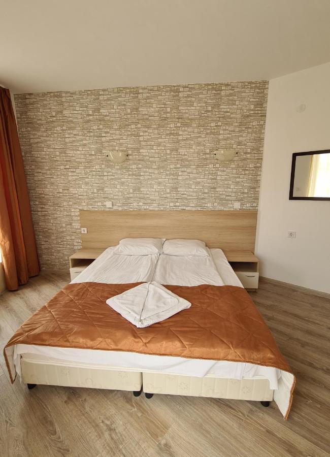 Mida Apartment Obzor Eksteriør billede