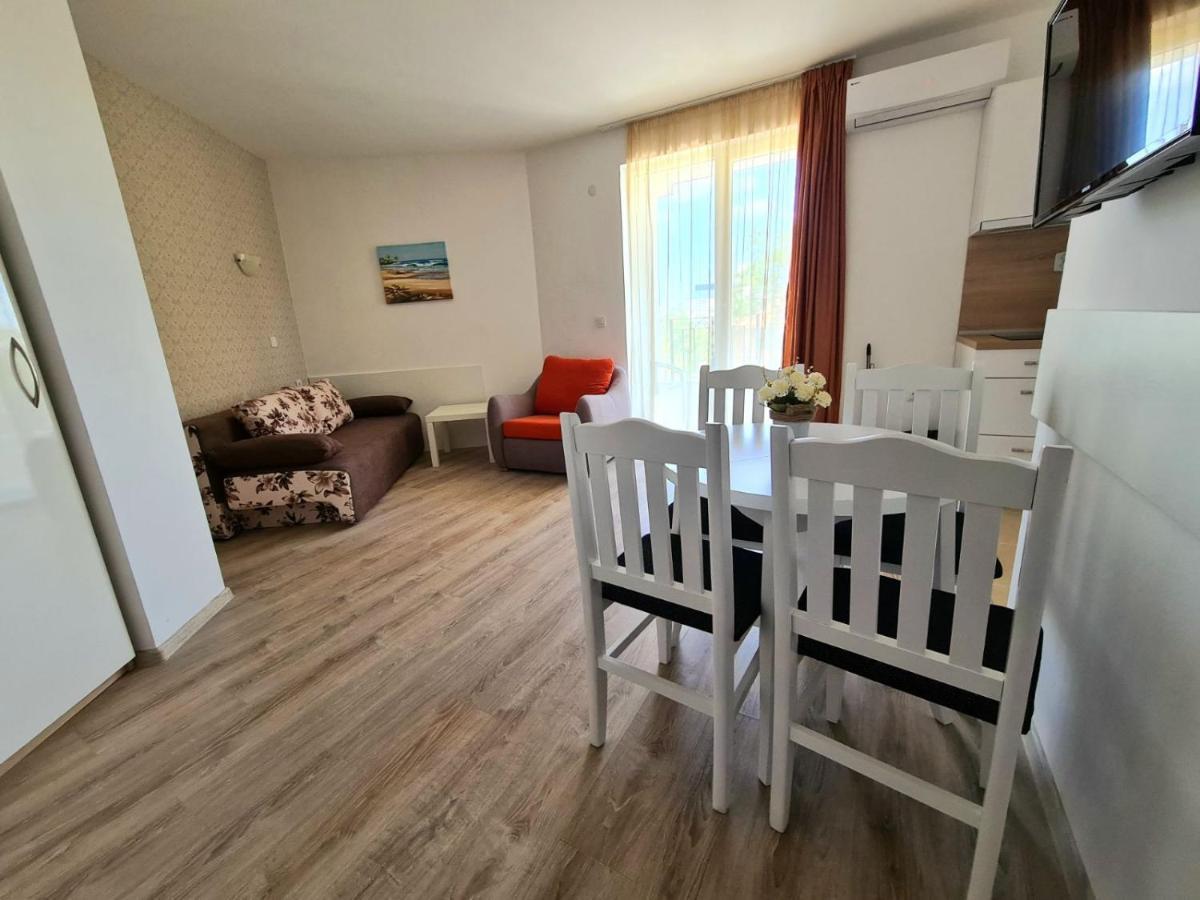 Mida Apartment Obzor Eksteriør billede