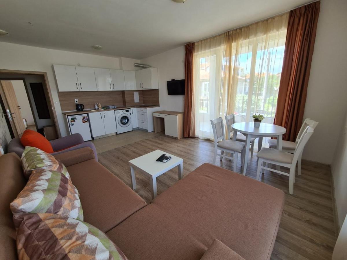 Mida Apartment Obzor Eksteriør billede