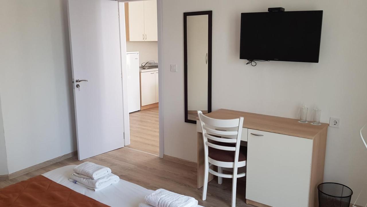 Mida Apartment Obzor Eksteriør billede